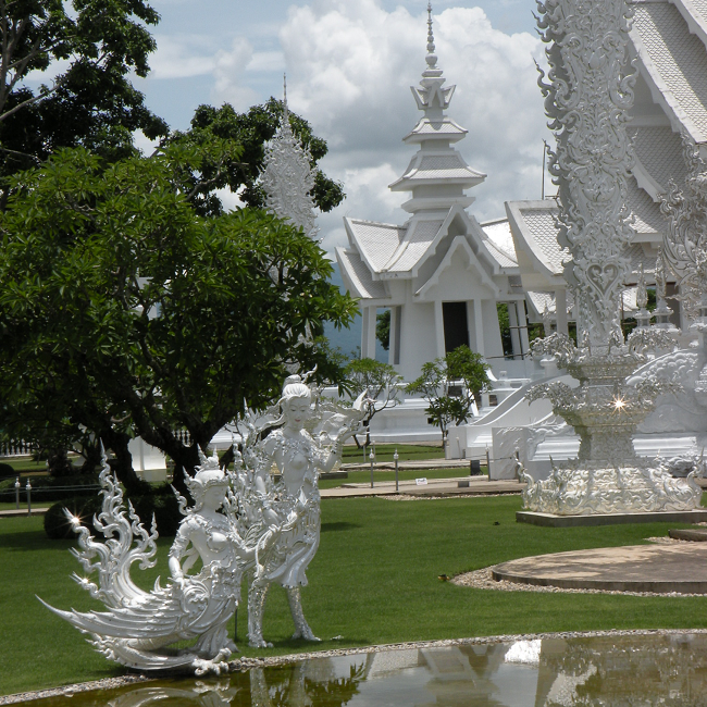 Le « White temple » près de Chiang Rai 